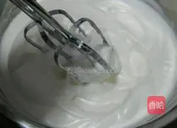 Illustration of how to make eight-inch chiffon cake 4