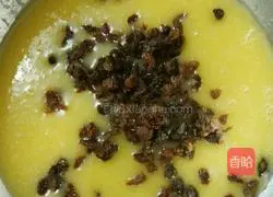 Illustration of how to make raisin biscuits 3