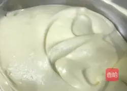 Illustration of how to make 8-inch chiffon cake 13