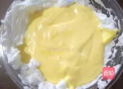 Illustration of how to make chiffon cake 6