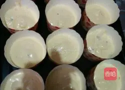 Illustration of how to make crispy egg sponge cake 8