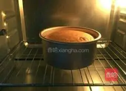 Illustration of how to make chiffon cake 7