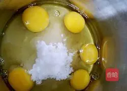 Sponge Cake Recipe Illustration 3