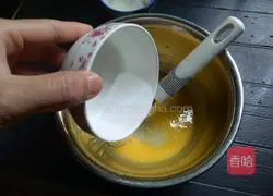 Illustration of how to make chiffon cake (eight inches) 5