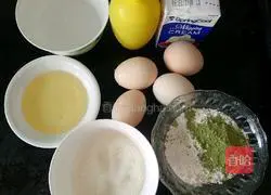 Illustration of how to make Matcha Cream Cake Roll 1