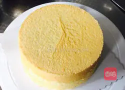 Illustration of how to make chiffon cake 13