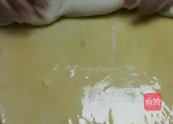 Illustration of how to make pancakes 7