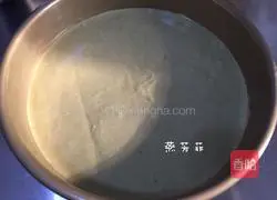 Illustration of how to make 8-inch matcha chiffon cake 14