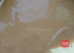 Illustration of two-color cake roll making 12