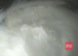 Illustration of how to make orange cake roll 6