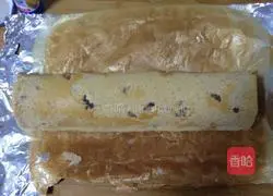 Chocolate Walnut Cake Roll Recipe Illustration 20