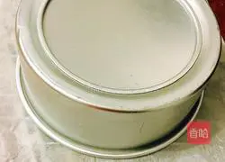 Illustration of how to make chiffon cake (eight inches) 15