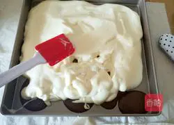 Illustration of how to make cow cake rolls 12