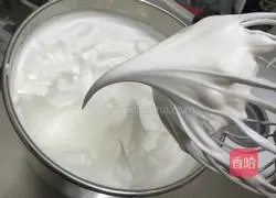 Illustration of how to make small mountain roll cake 6