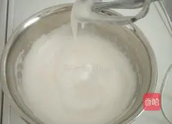 Passion Fruit Cake Roll Recipe Illustration 9