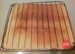 Illustration of how to make fancy roll cake 16