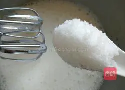 Illustration of how to make meat floss cake rolls 6