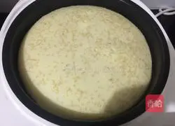 Illustration of how to make rice cooker chiffon cake 16