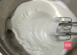 Illustration of how to make cocoa cream layer cake 7