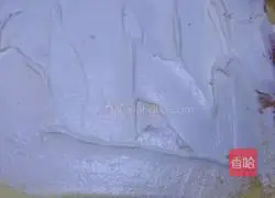 Illustration of how to make chiffon cake rolls 7