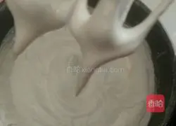 Illustration of how to make cream cake roll 8