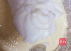 Illustration of how to make rice cooker chiffon cake 9