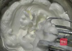 Illustration of how to make light cream cake 1