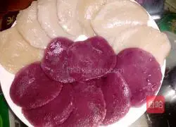 Illustration of how to make purple sweet potato cake and taro cake 1