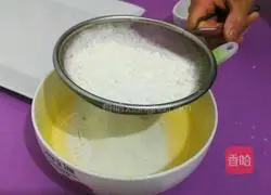 Strawberry Birthday Cake (Chiffon Cake) Recipe Illustration 7