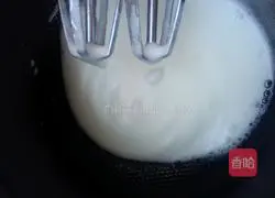 Illustration of how to make chiffon cake slices 2