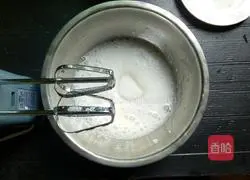 Illustration of how to make chiffon cake (eight inches) 11