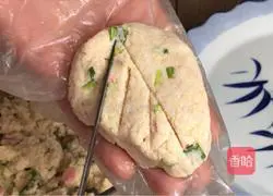 Illustration of how to make leaf bean dregs cake 11