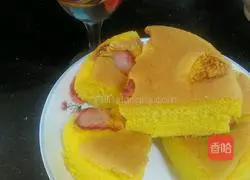 Strawberry Sponge Cake Recipe Illustration 7