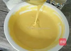 十inch Illustration of how to make chiffon cake 5