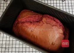 Illustration of how to make rose banana muffins 15