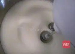 Blueberry Sesame Chiffon Cake Recipe Illustration 7