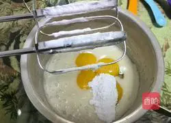 Cocoa Chiffon Cake 8-Inch Recipe Illustration 7