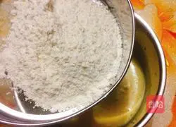 Red Date Cup Chiffon Cake Recipe Illustration 6