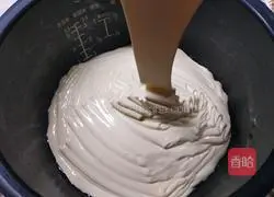 Illustration of how to make rice cooker chiffon cake 9