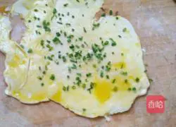 Illustration of how to make green onion cake 4