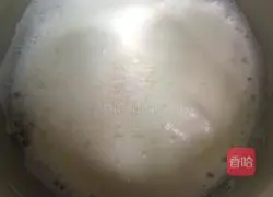 Illustration of how to make orange and meat floss cake rolls 8