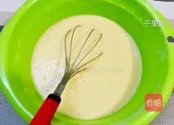 Illustration of how to make Hong Kong egg waffles 2