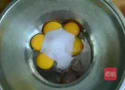 Cranberry Jam Cake Roll Recipe Illustration 3