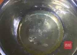 How to make eight-inch chiffon cake Illustration 1