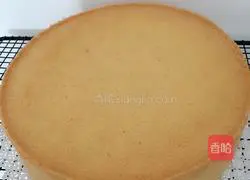 Illustration of how to make chiffon cake 1 