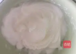 Red Velvet Striped Cake Roll Recipe Illustration 8