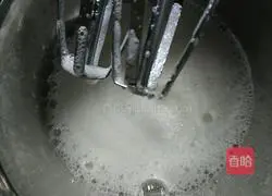 Illustration of how to make small cupcakes 5