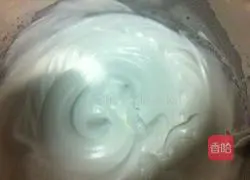 Honey Bean Matcha Red Velvet Cake Roll Recipe Illustration 8