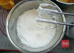 Papaya Cake Roll Recipe Illustration 5