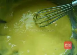 Illustration of how to make chiffon cake 7